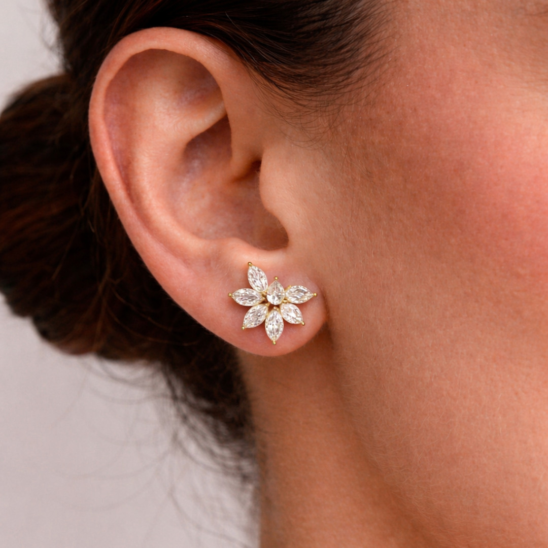 Radiara Studs