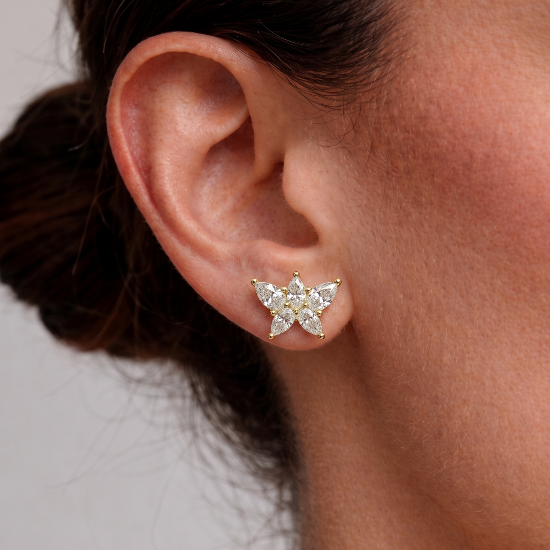 Seralyne Studs