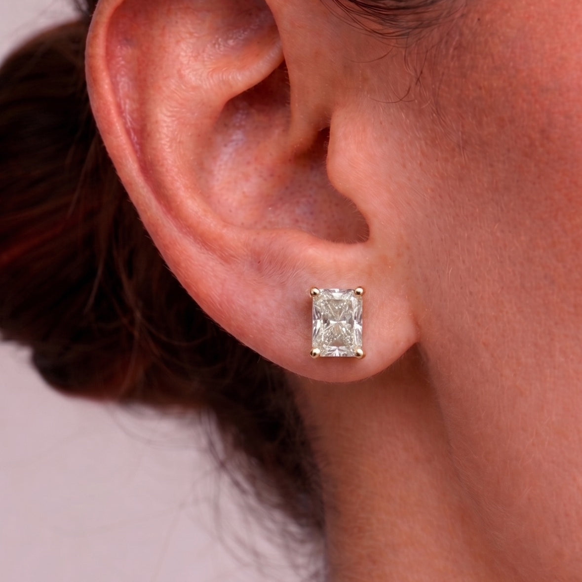 Radiant Studs