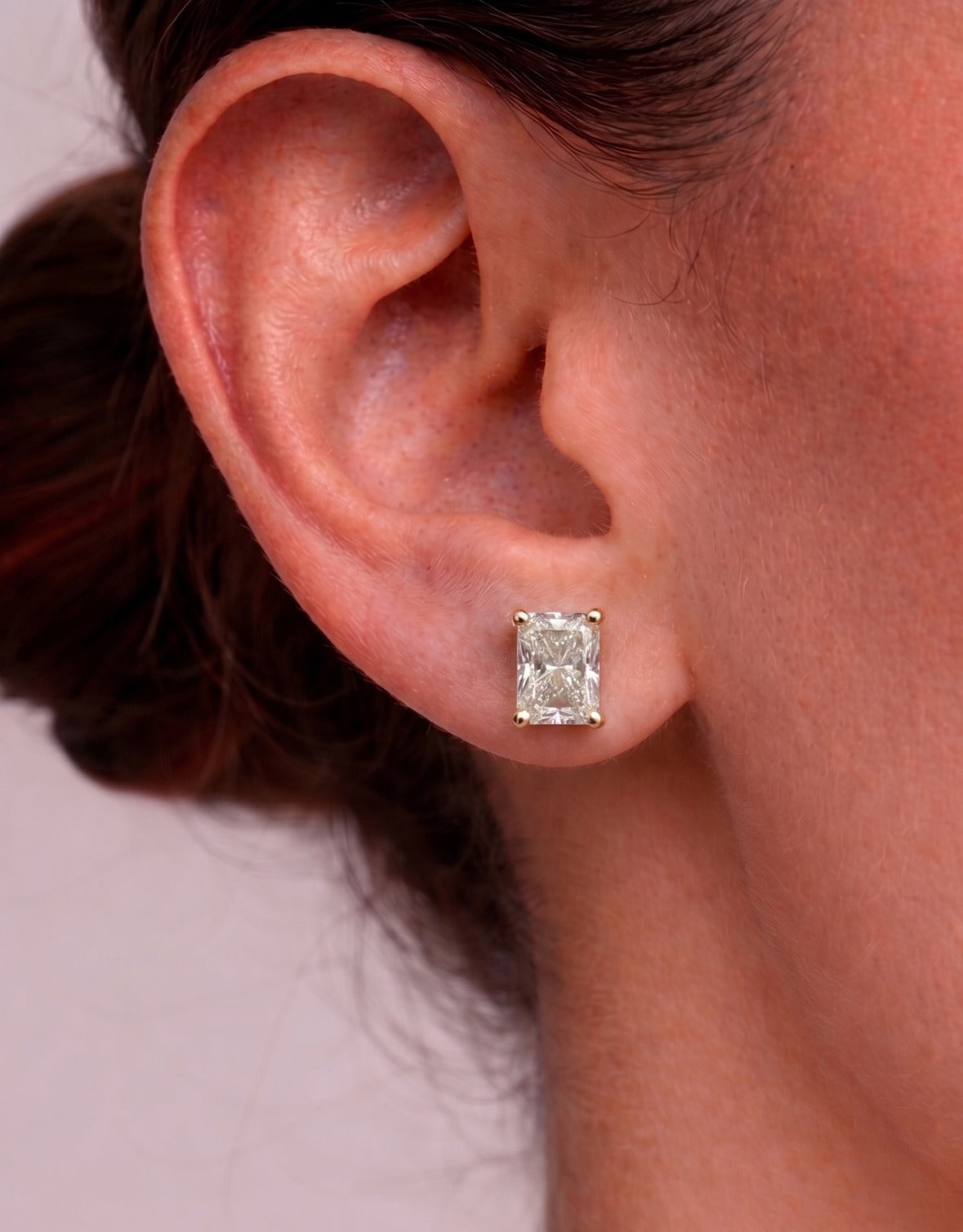 Radiant Studs