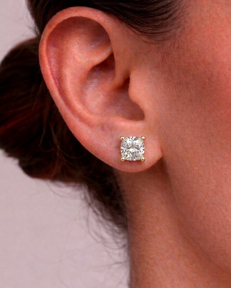 Cushion Studs